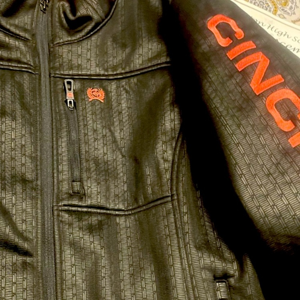 Cinch jacket